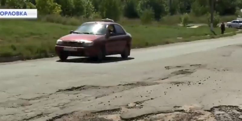 "Виновата Украина": террористы "ДНР" поплакались на ужасные дороги