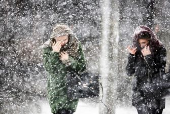 Украину накроет морозами и снегопадами: в некоторых областях ожидается еще и штормовой ветер