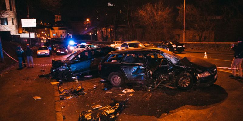 Смертельная авария в Киеве – погибла девушка: видео с места ДТП