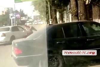В Николаеве агрессивного участника драки сбил автомобиль