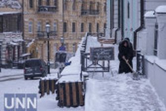У Києві сьогодні мокрий сніг: місто почали готувати до негоди з вечора