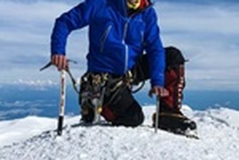 Альпинист Валентин Сипавин: Чтобы попасть в Книгу рекордов, разбивал озеро на вулкане ледорубом