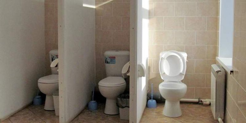 В Украине объявили о конкурсе на лучший туалет в учебном заведении