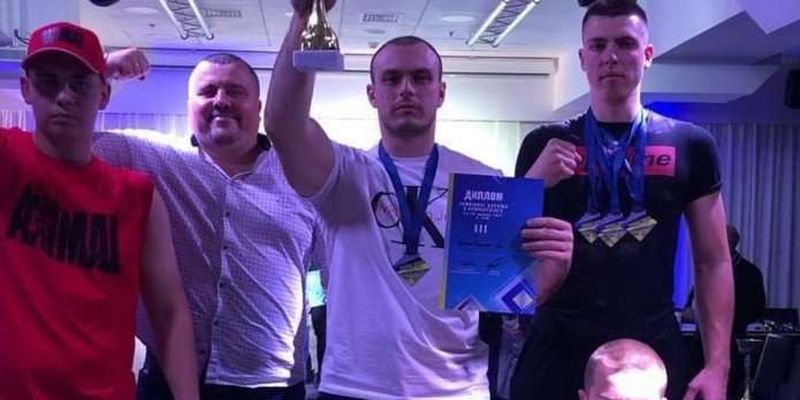 Буковинські спортсмени привезли золото із Чемпіонату України з армрестлінгу