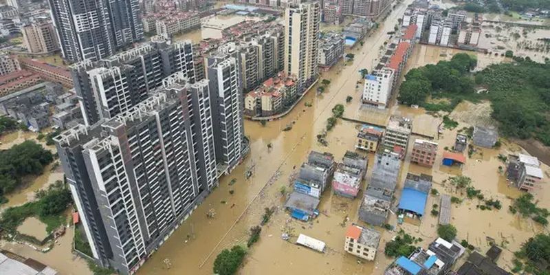 Масштабное наводнение охватило провинцию на юге Китая