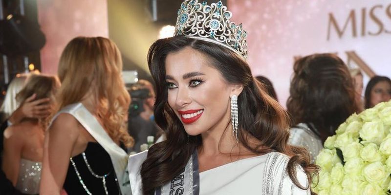 "Мисс Украина Вселенная 2021" стала участница шоу "Холостяк"