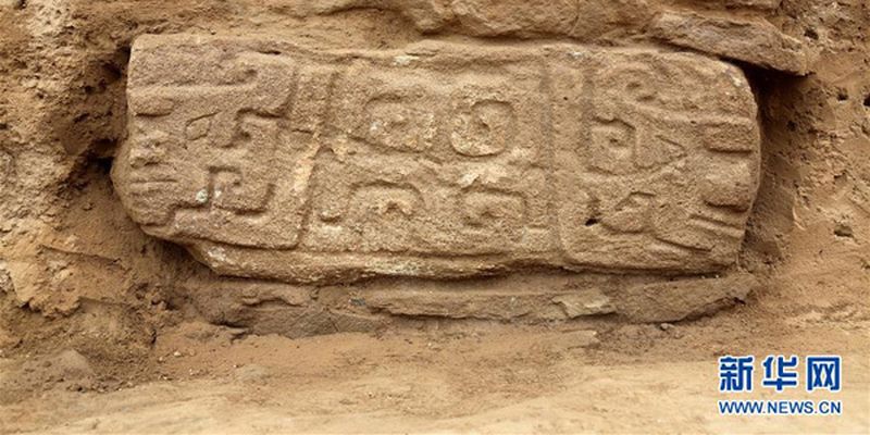 Археологи нашли в Китае древние изображения богов и чудовищ: опубликованы фото