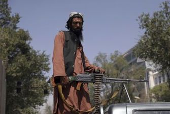 "Талибан" объявил террористов-смертников "героями ислама" и пообещал наградить их семьи