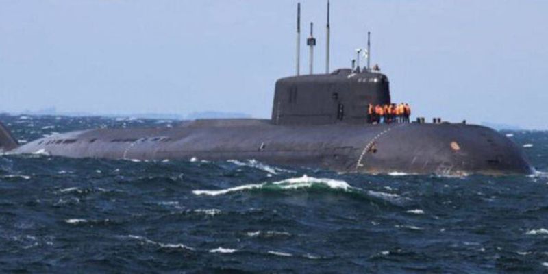 Уровень опасности очень высокий: РФ вывела подводный ракетоноситель с 4 Калибрами
