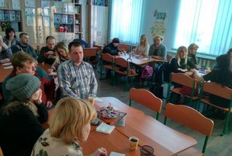 Пережитки "совка", приниження та розбірки: українці повстали проти батьківських зборів