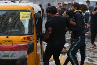 В Ираке в столкновениях с полицией погибли четверо протестующих, десятки раненых