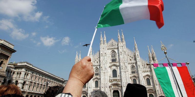 В Италии запретили высадку в стране взрослых мужчин-мигрантов