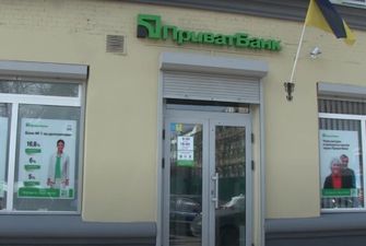ПриватБанк бере 50-відсоткові "комісії" при поповненні картки: українка розповіла про безпрецедентний випадок