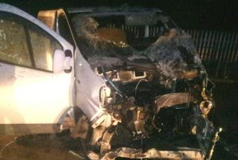 В Ровенской области юный водитель микроавтобуса Opel врезался в ограждение и перевернулся