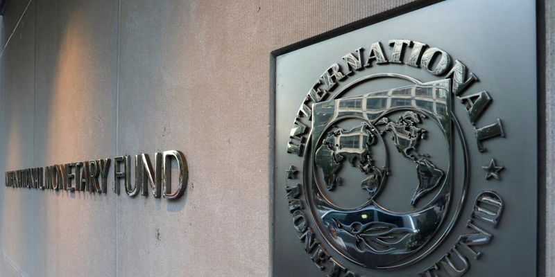 МВФ может выделить Украине пакет помощи на $16 миллиардов - Bloomberg