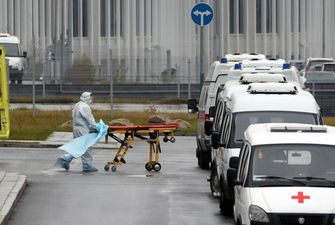 С начала пандемии в Украине 80 тысяч COVID-смертей