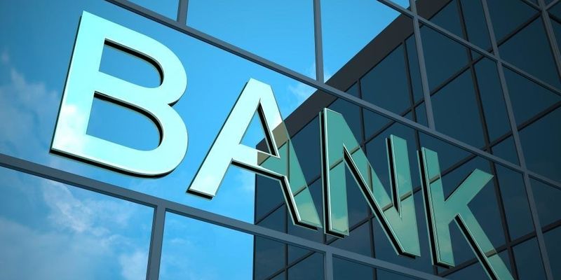 Не «ПриватБанком» единым: банковские скандалы в Украине