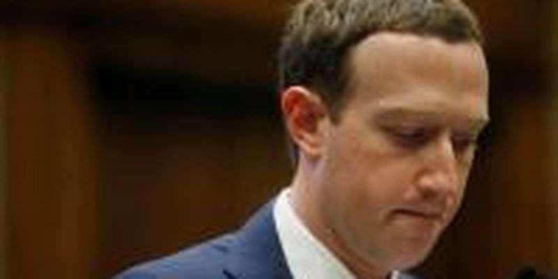 Цукерберг лично виноват в проблемах с защитой Facebook, - WSJ