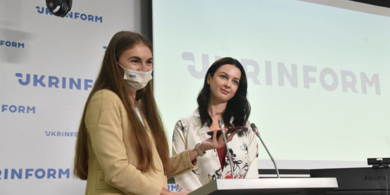 В Киеве презентовали «горячую линию» поддержки родителей после родов