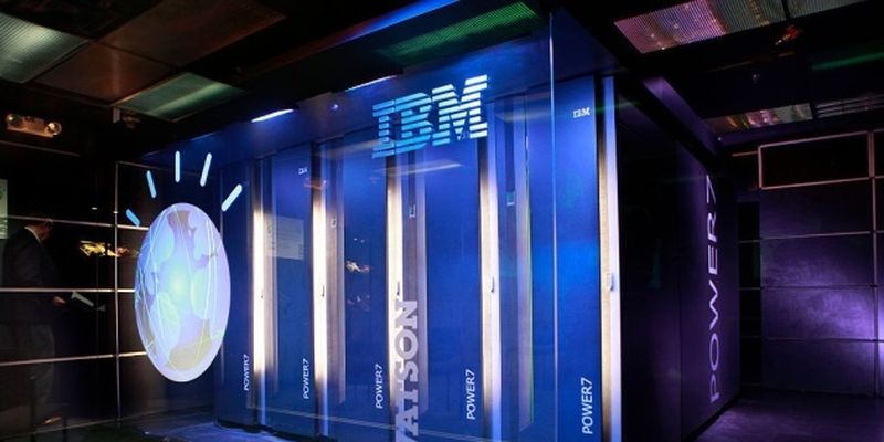 Американская корпорация IBM перевела свои самые популярные курсы на украинский