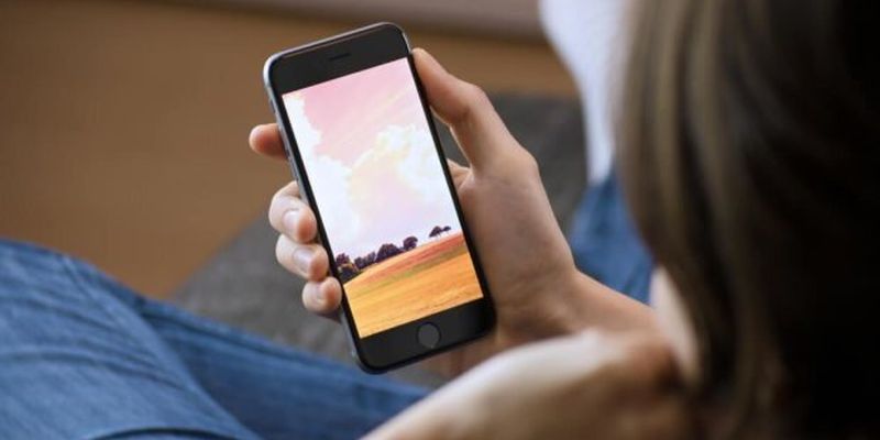 Ищите в родительском серванте: старые iPhone можно продать за десятки тысяч долларов