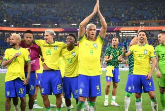 Зірки збірної Бразилії яскраво підтримали Пеле після матчу в Катарі
