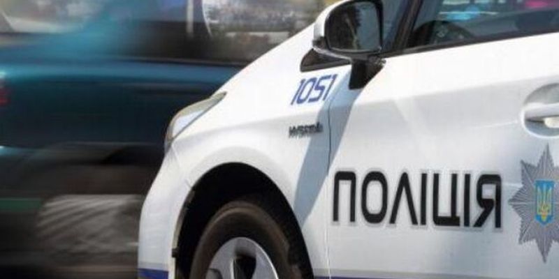 Вытянули из автомобиля: в Киеве посреди улицы похитили парня