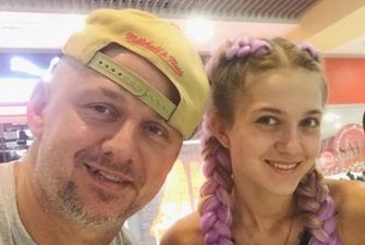Дочь Потапа засветила интимное тату на пляже: "просто огонь"