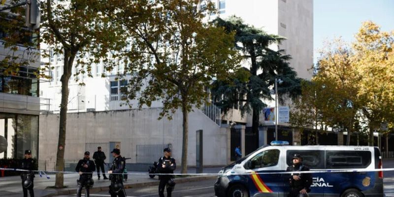 Теракти в Іспанії: поліція дізналася, звідки були надіслані листи з вибухівкою