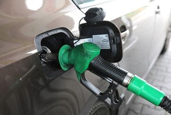 АЗС изменили цены на топливо на выходных: сколько стоят бензин, дизель и автогаз
