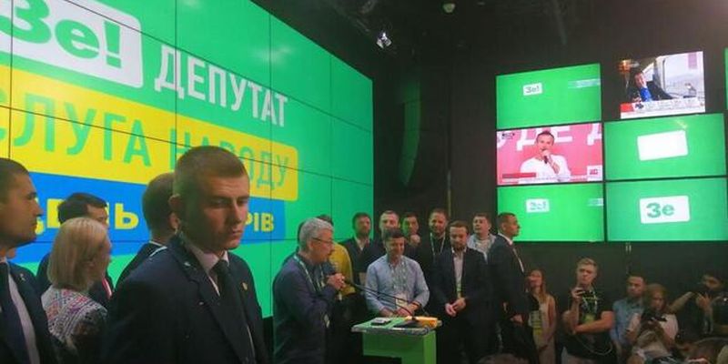 "Мы занимаемся информационной войной": Зеленский подтвердил создание нового министерства по Донбассу