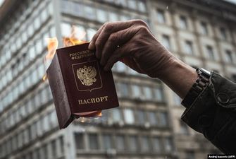 Въезд в ЕС запрещен. Россиянам хотят перестать выдавать шенгенские визы