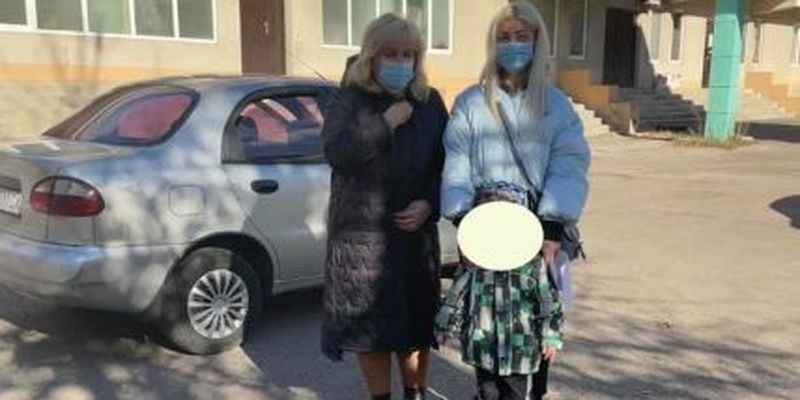 В Харькове мать в прямом эфире в Instagram избила 4-летнего ребенка: мальчика госпитализировали