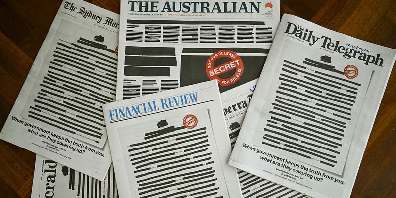 Австралийские газеты вышли с одинаковыми первыми полосами в знак протеста
