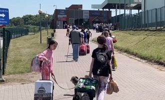 Польша прекратит денежные выплаты: какие изменения уготовили для украинских беженцев