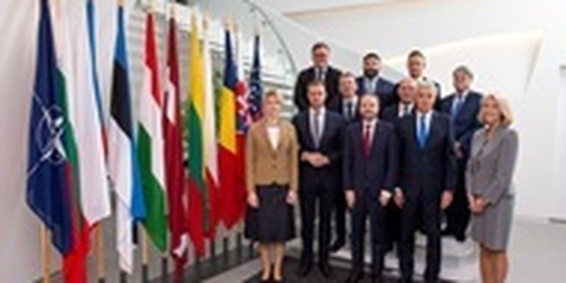 Страны Бухарестской девятки обсудят войну в Украине и саммит НАТО