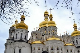 В Киево-Печерскую лавру переданы мощи четырех известных святых
