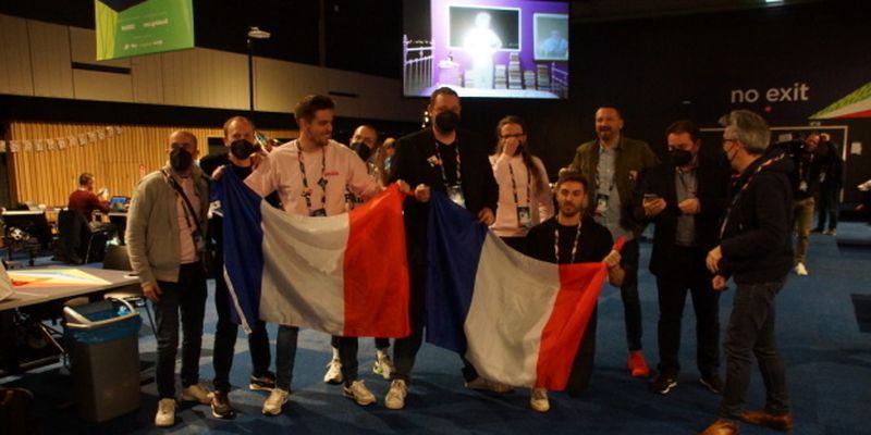 Евровидение-2021: журналисты из Франции и Италии устроили танцы в поддержку участников