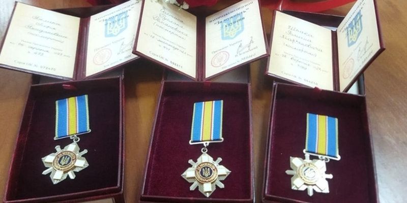 Трьом родинам полеглих Героїв зі Львівщини вручили ордени «За мужність» ІІІ ступеня