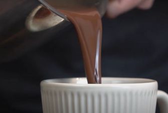 Ідеальний гарячий шоколад: простий рецепт осіннього напою 