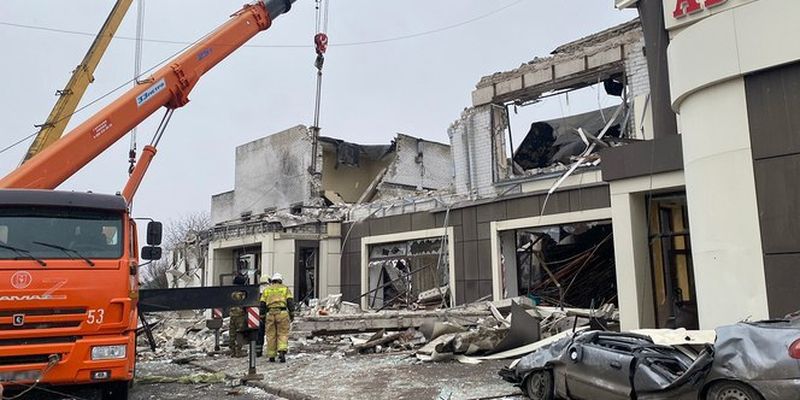 "Мирные жители", погибшие после удара ВСУ по Лисичанску, оказались высокими "чиновниками ЛНР": подробности