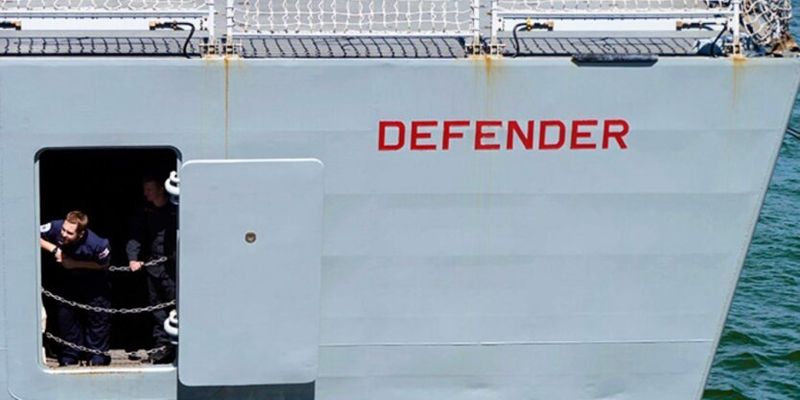 Открытие Россией предупредительного огня по эсминцу "Дефендер": появилась реакция Британии и Украины