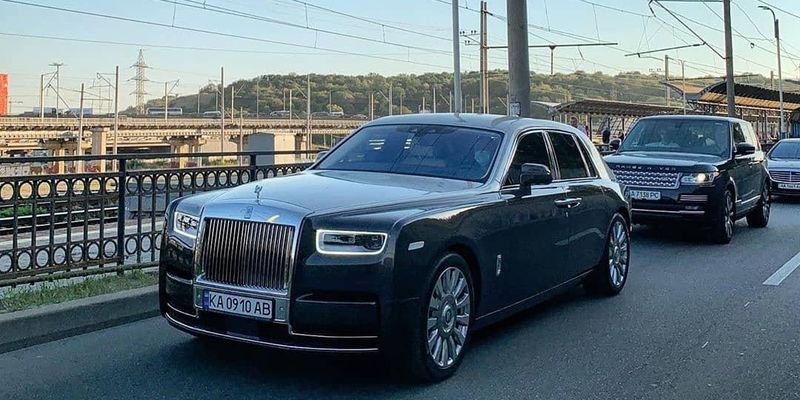 В Украине заметили роскошный Rolls-Royce за 17 миллионов