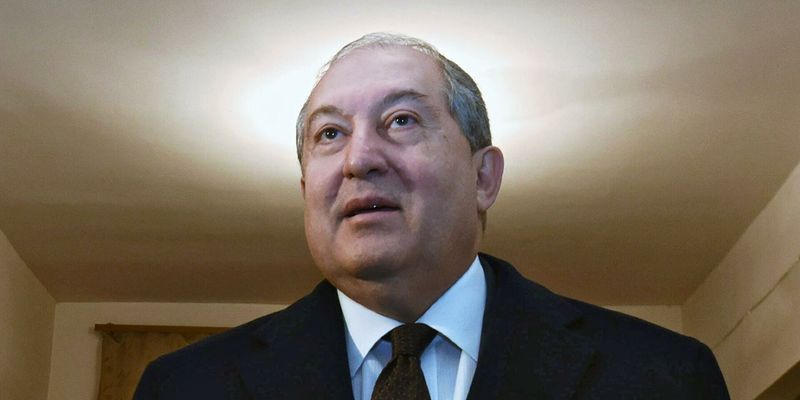 Президент Армении идет с должности: политик объяснил причину своего поступка